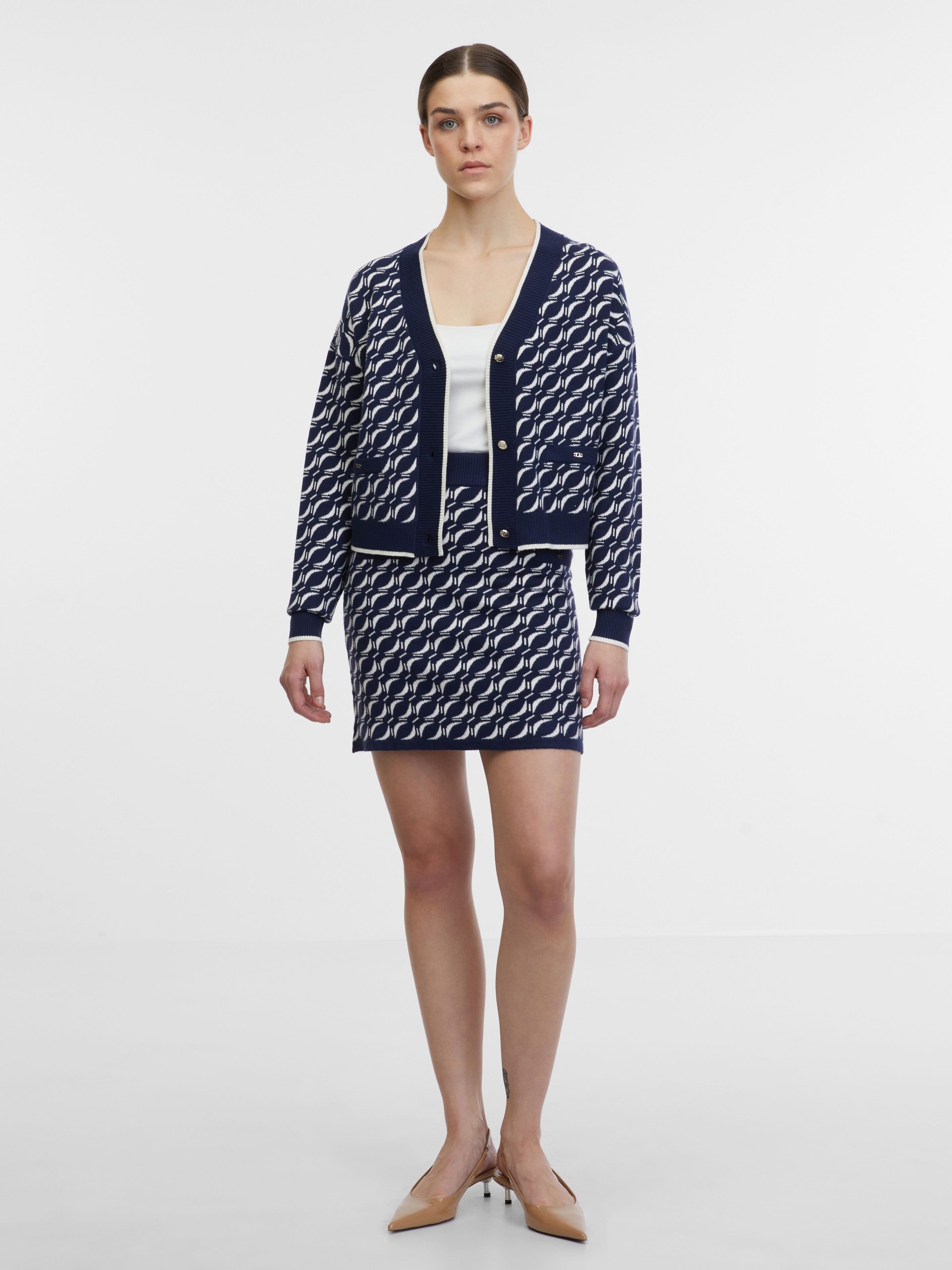 dunkelblaue-damen-strickjacke-630xiw-1.jpg dunkelblaue damen strickjacke – Bild 1