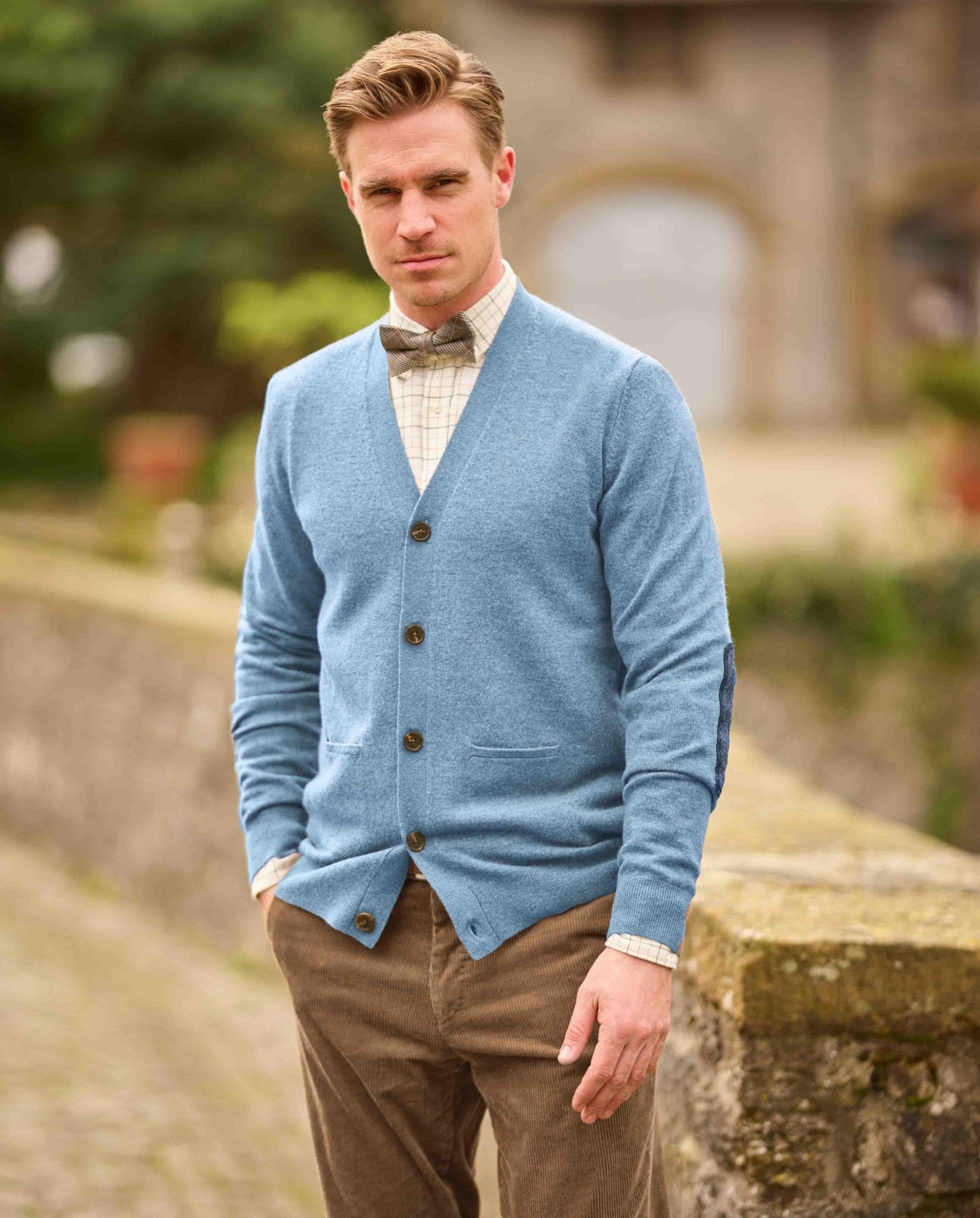 herren-strickjacke-mit-knoepfen-041ihq.jpg herren strickjacke mit knöpfen – Bild 1