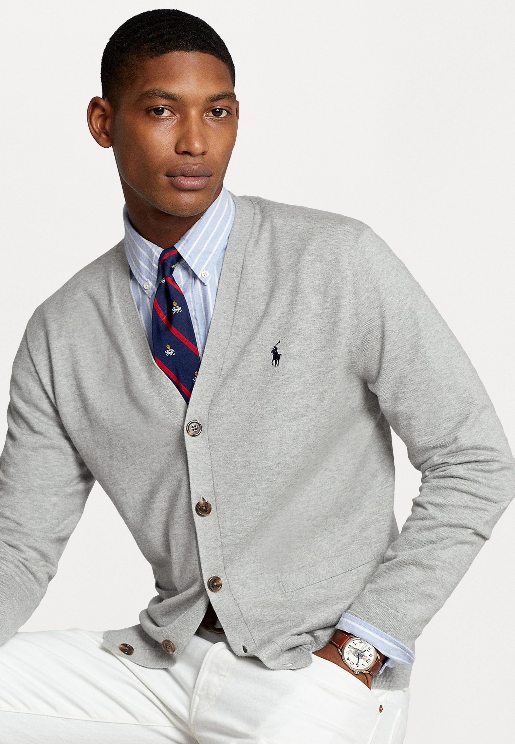 herren-strickjacke-mit-knoepfen-384rgs.jpg herren strickjacke mit knöpfen – Bild 1