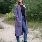 lila strickjacke