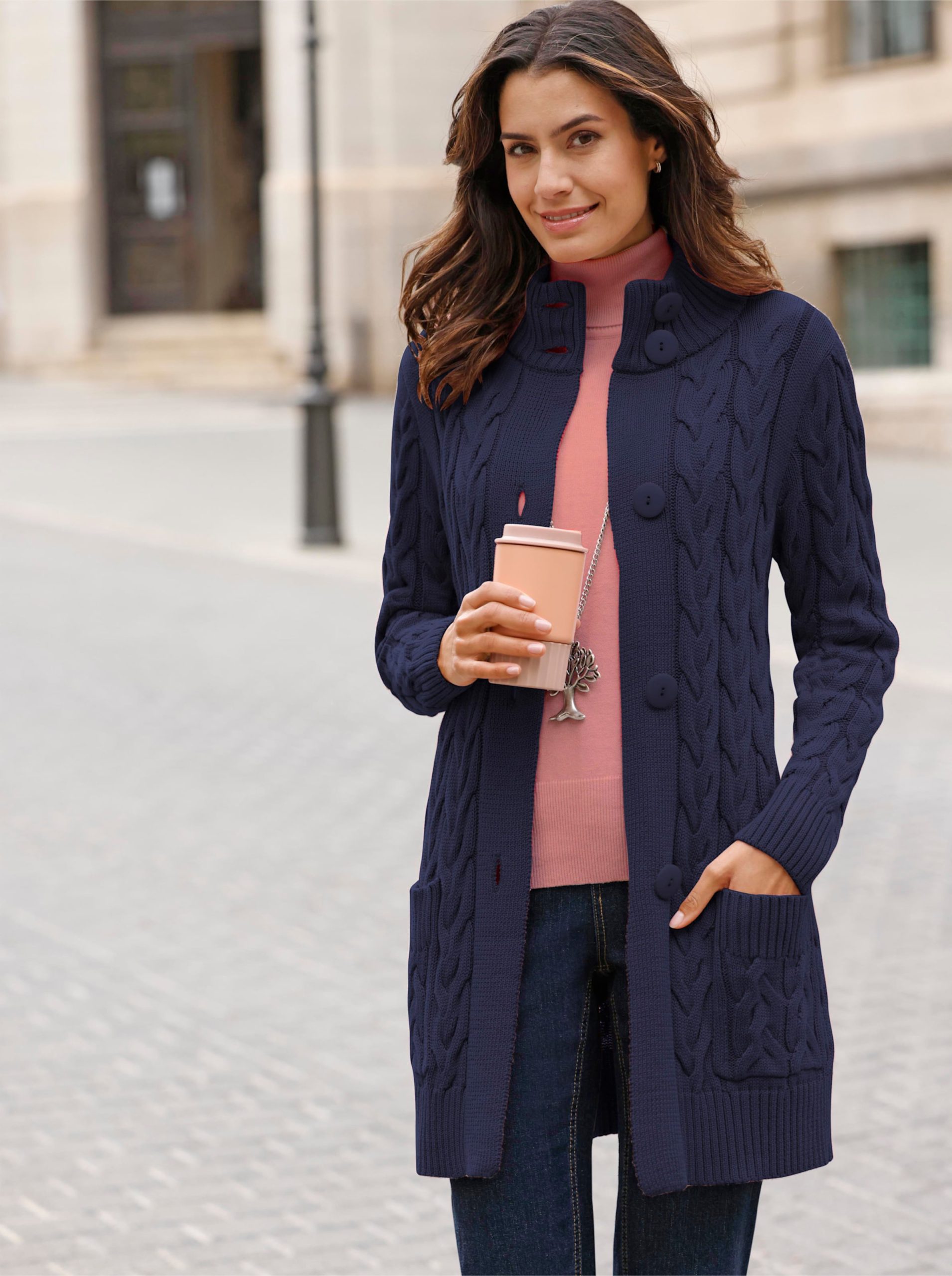 longstrickjacke-906kcr-1.jpg longstrickjacke – Bild 1