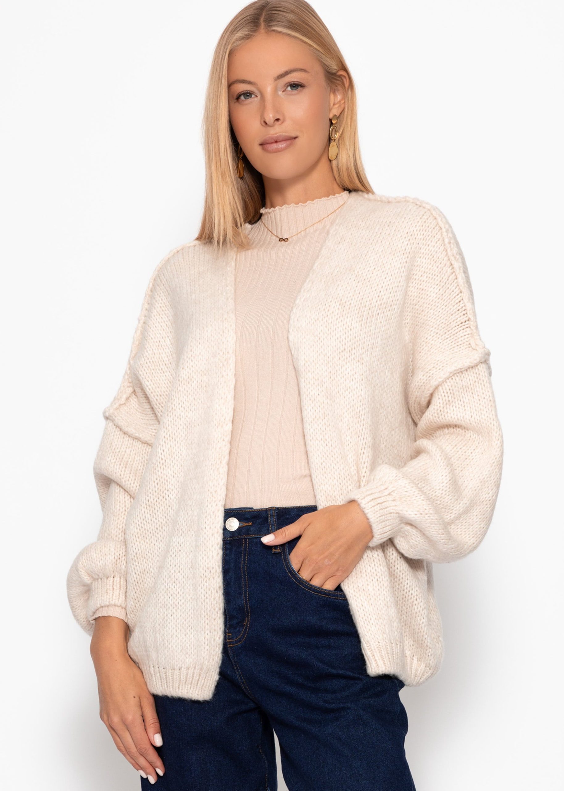 strickjacken-beige-080hoq-1.jpg strickjacken beige – Bild 1