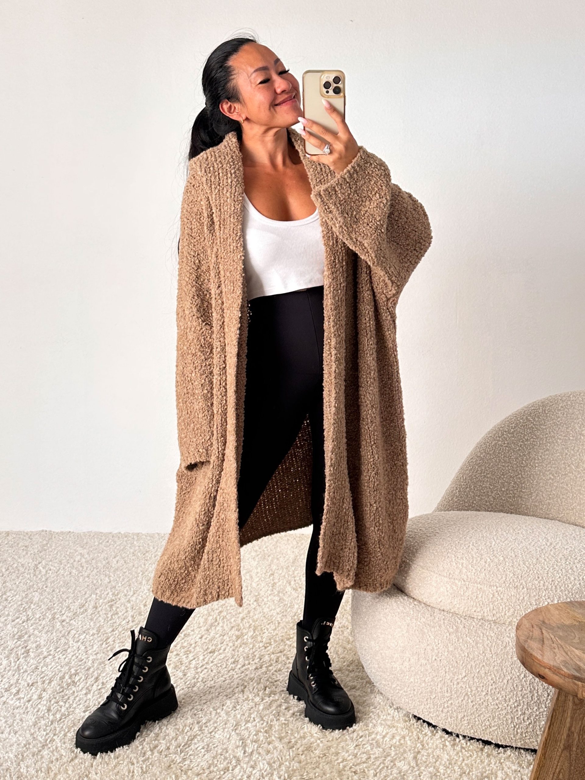 strickjacken-damen-lang-226ksh-1.jpg strickjacken damen lang – Bild 1