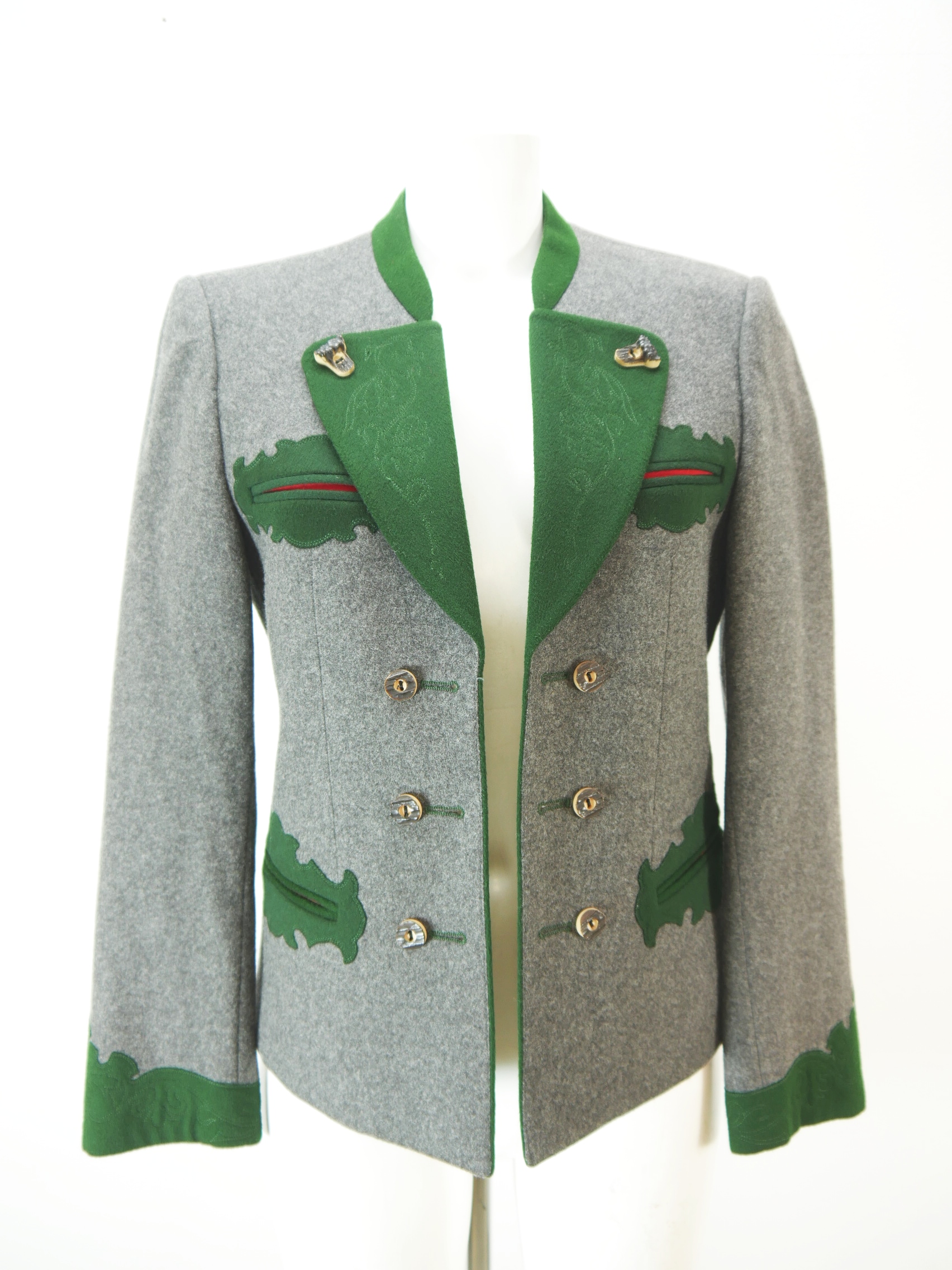 trachtenjacke-fuer-damen-213ltk.jpg trachtenjacke für damen – Bild 1
