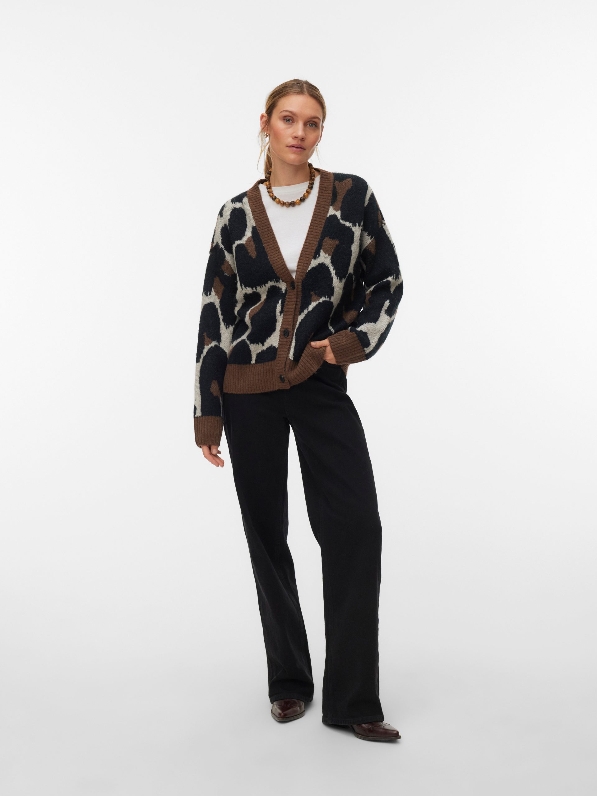 vero-moda-strickjacken-720jwb-1.jpg vero moda strickjacken – Bild 1