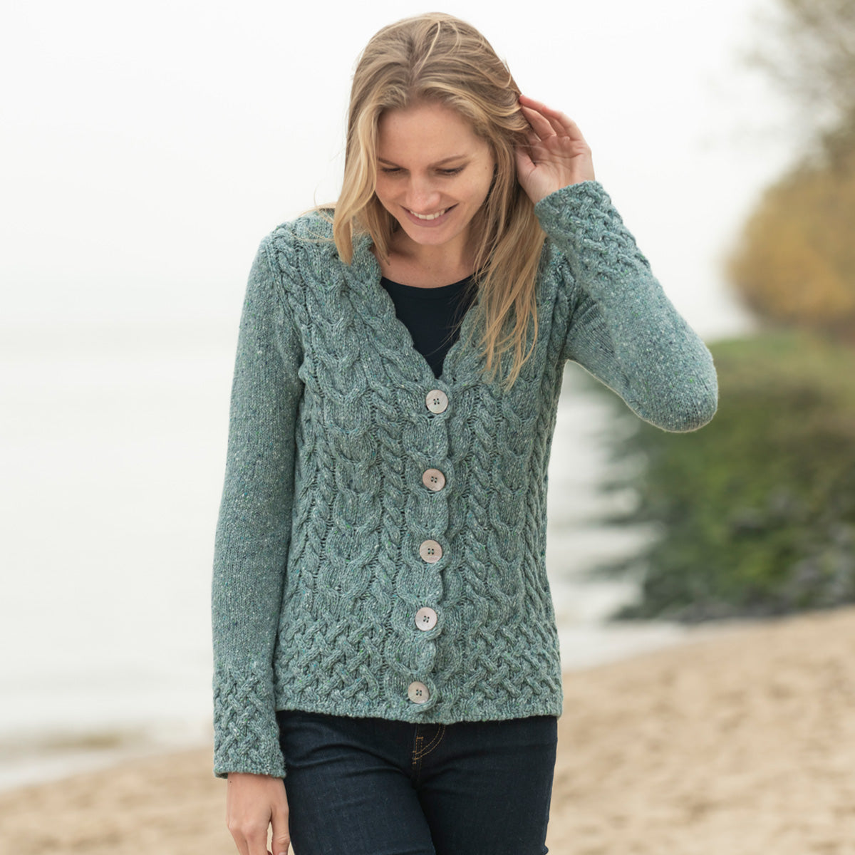 warme-strickjacke-damen-718fal-1.jpg warme strickjacke damen – Bild 1
