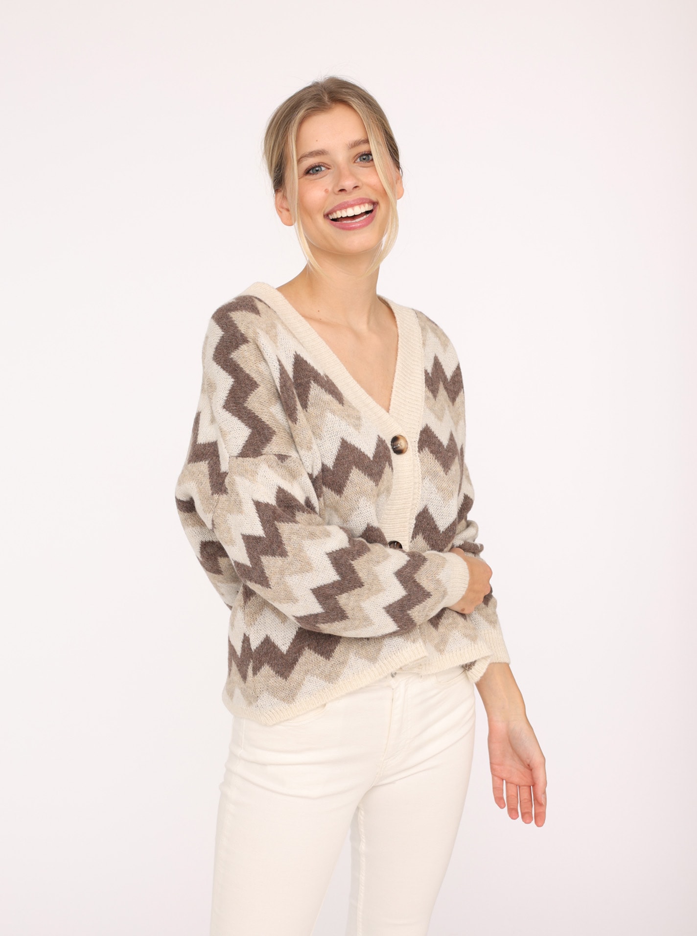 zwillingsherz-strickjacke-547mpt-1.jpg zwillingsherz strickjacke – Bild 1